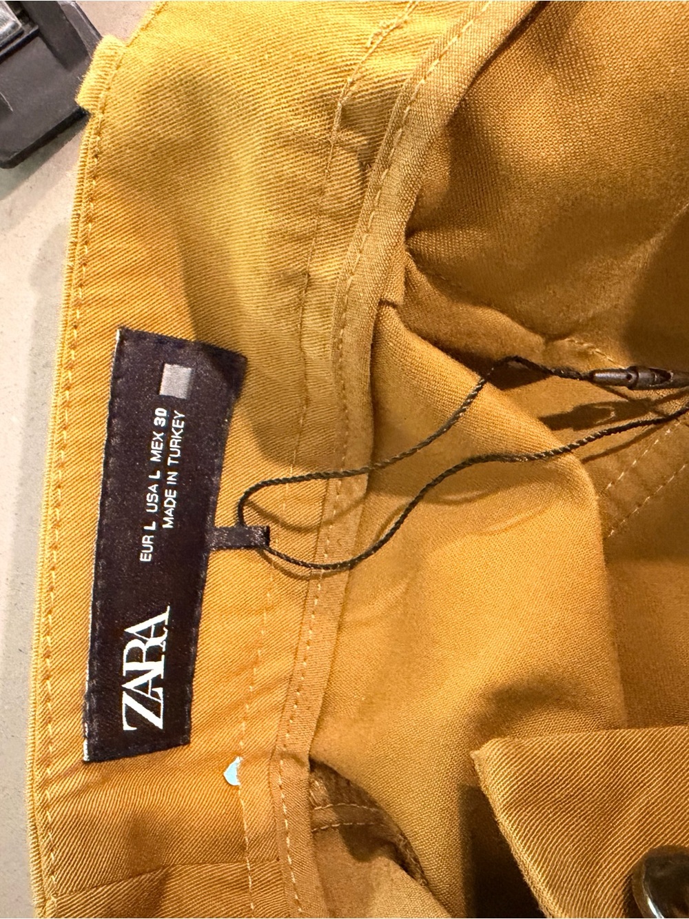 Zara Wide-Leg Pants in Mustard - Picture 3 of 3